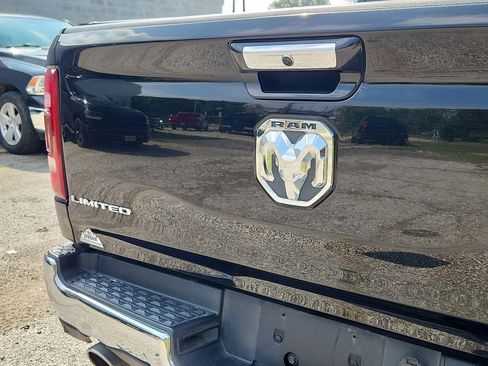 Used 2019 RAM 1500 Limited image 17