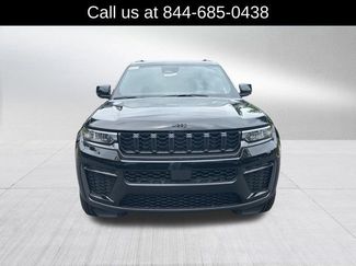 New 2026 Jeep Grand Cherokee Altitude RWD video 2