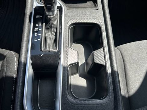 Used 2022 Nissan Sentra SV FWD image 30