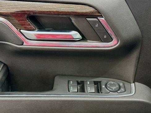 Used 2024 GMC Sierra 1500 Elevation image 15