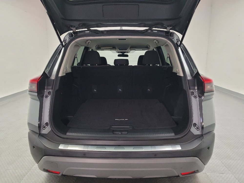Used 2021 Nissan Rogue SV FWD image 29