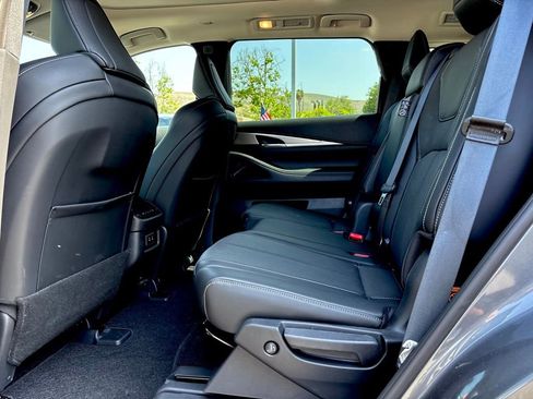 Certified 2026 INFINITI QX60 Pure w/ Cargo Package FWD image 9