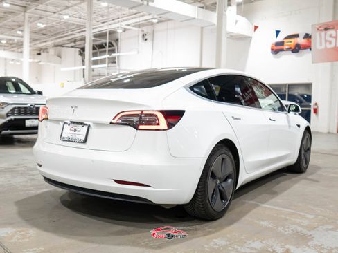 Used 2019 Tesla Model 3 Standard Range Plus image 7