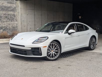 New 2025 Porsche Panamera 4