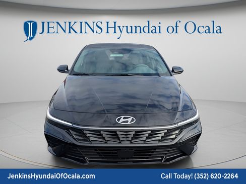 New 2026 Hyundai Elantra SEL Sport Premium FWD image 11