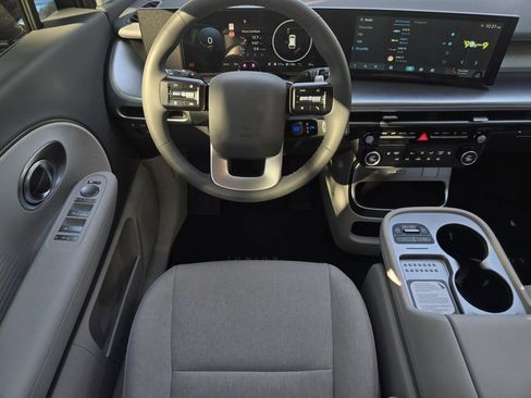 New 2026 Hyundai Ioniq 9 SE AWD/4WD image 18