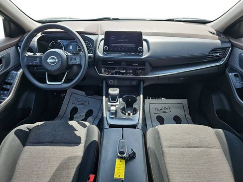 Used 2023 Nissan Rogue SV FWD image 13