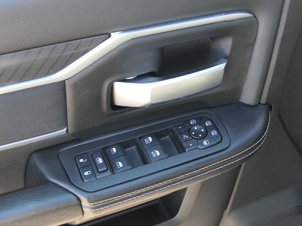 Used 2026 RAM 2500 Big Horn AWD/4WD image 16