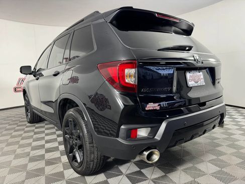 Used 2024 Honda Passport Black Edition image 29