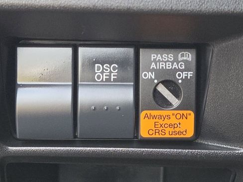 Used 2011 MAZDA MX-5 Miata Grand Touring w/ Premium Pkg image 5