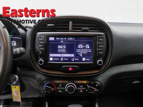 Used 2023 Kia Soul LX w/ Option Group 015 image 12