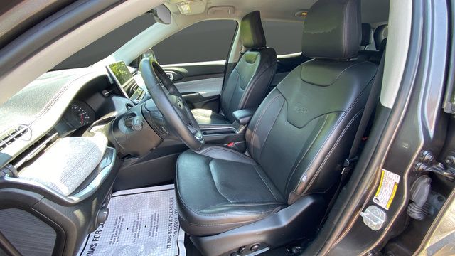Used 2022 Jeep Compass Latitude AWD/4WD image 9