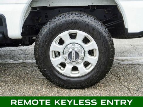 Used 2023 Ford F250 XLT image 6