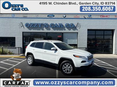 Used 2017 Jeep Cherokee Latitude w/ Safety/Convenience Group