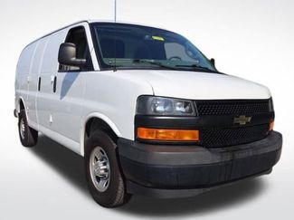 Used 2018 Chevrolet Express 2500 video 2