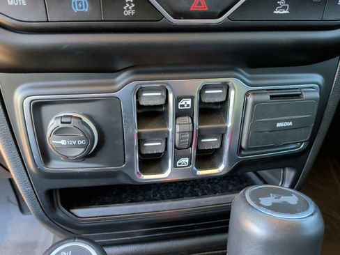 Used 2021 Jeep Wrangler Unlimited Sahara 4xe image 32