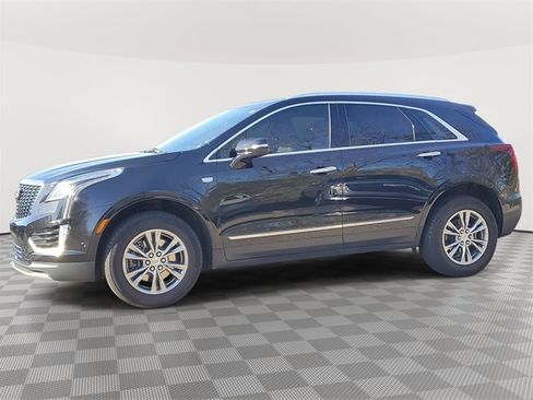 Certified 2022 Cadillac XT5 Premium Luxury w/ Technology Package image 3