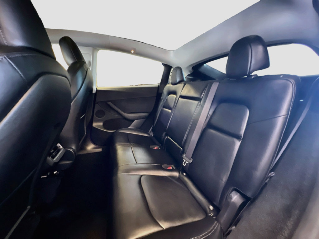 Used 2023 Tesla Model Y 2WD image 23