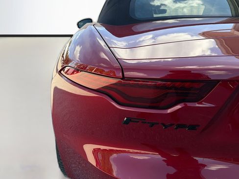 Used 2023 Jaguar F-TYPE Convertible image 10