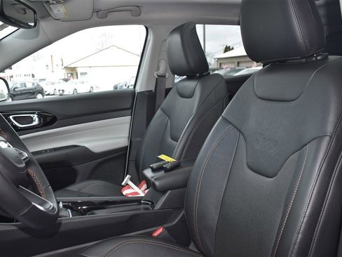 Used 2022 Jeep Compass Limited w/ Sun and Sound Group image 12