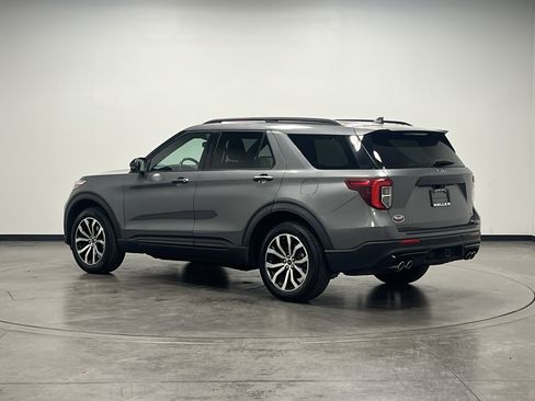 Used 2021 Ford Explorer ST w/ Equipment Group 401A image 6