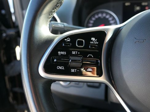 Used 2023 Mercedes-Benz Sprinter 2500 image 15