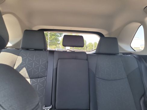 Used 2020 Toyota RAV4 XLE w/ Convenience Package AWD/4WD image 21