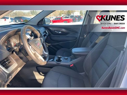 Used 2024 GMC Terrain SLE image 14