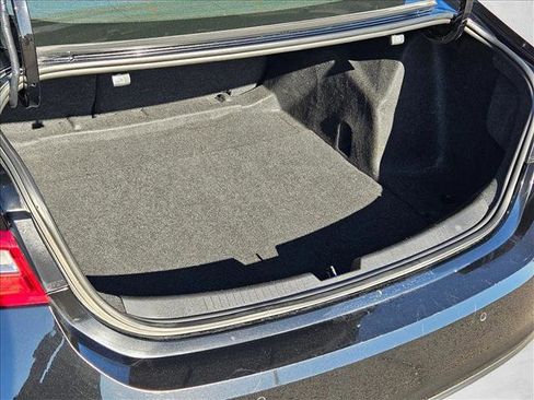 Used 2024 Chevrolet Malibu LT image 6