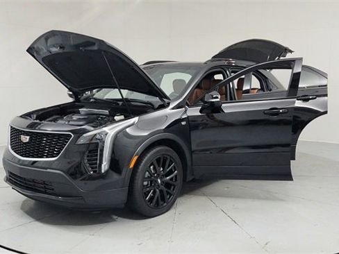 Certified 2023 Cadillac XT4 Sport image 9