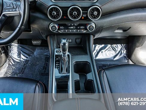 Used 2023 Nissan Sentra SR w/ SR Premium Package image 40