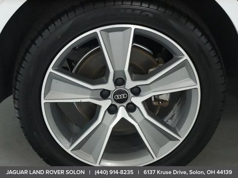 Used 2025 Audi Q5 2.0T Premium AWD/4WD image 42