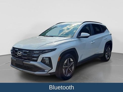 Used 2025 Hyundai Tucson SEL FWD image 4