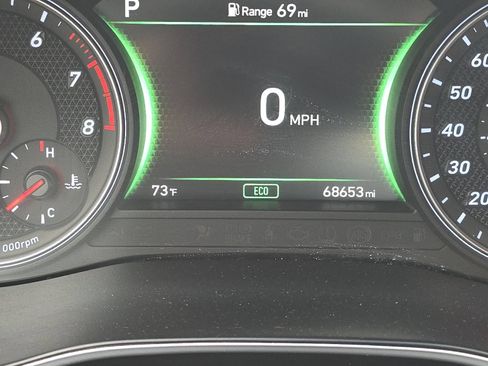 Used 2020 Genesis G70 2.0T w/ Prestige Package AWD/4WD image 25
