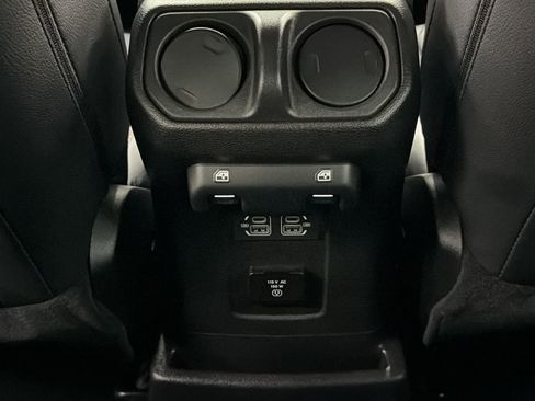 Used 2025 Jeep Wrangler Unlimited Sahara w/ Safety Group AWD/4WD image 34