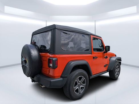 Used 2023 Jeep Wrangler Sport S image 3