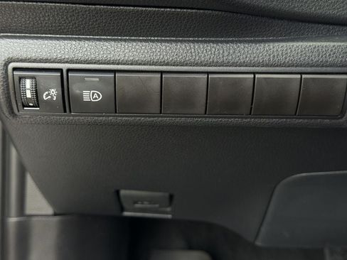 Used 2026 Toyota Corolla LE FWD image 21