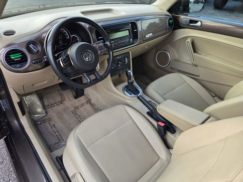 Used 2014 Volkswagen Beetle 1.8T image 11