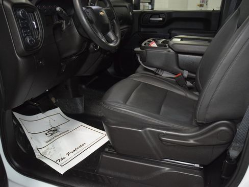 Used 2025 Chevrolet Silverado 2500 W/T w/ WT Convenience Package image 25