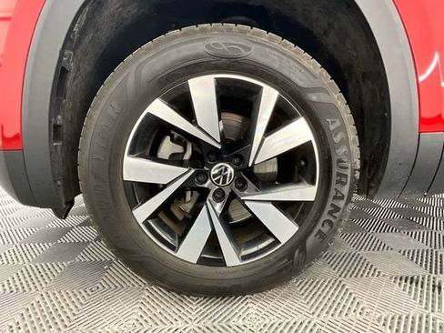 Used 2020 Volkswagen Atlas Cross Sport SEL image 29