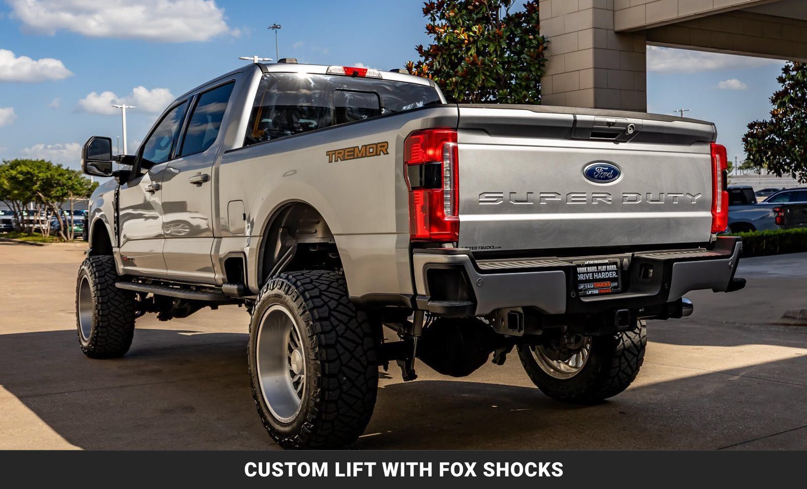 Used 2023 Ford F250 Lariat w/ Lariat Ultimate Package AWD/4WD image 6