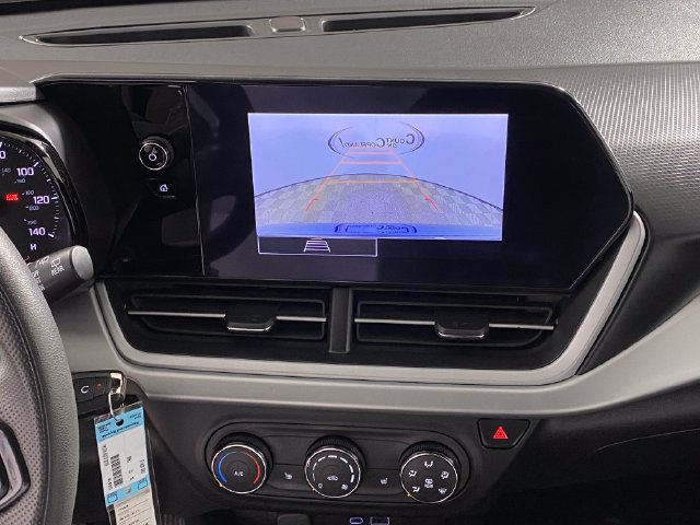 Certified 2024 Chevrolet Trax LS w/ LS Convenience Package FWD image 23