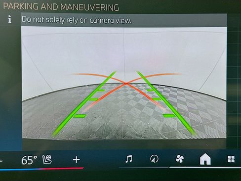 Used 2025 BMW 330i Sedan image 23