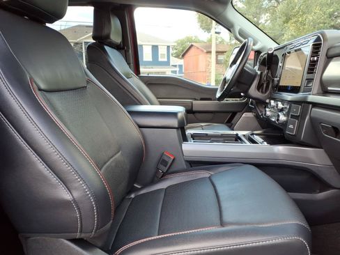 Used 2023 Ford F250 Lariat w/ Sport Appearance Package AWD/4WD image 11