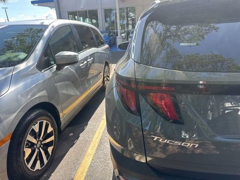 Used 2025 Hyundai Tucson SEL FWD image 13