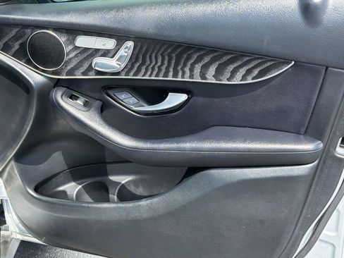 Used 2018 Mercedes-Benz GLC 300 image 31