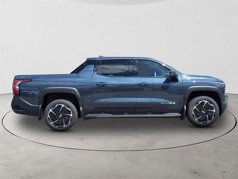 New 2026 Chevrolet Silverado EV LT image 4