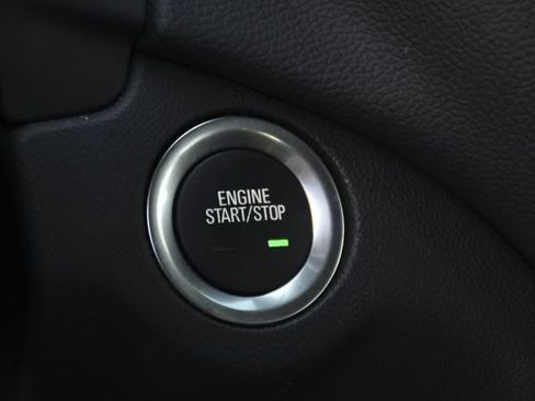 Used 2024 Chevrolet Equinox LT w/ Driver Convenience Package AWD/4WD image 14