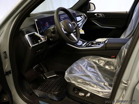 New 2026 BMW X5 xDrive50e w/ M Sport Package image 12