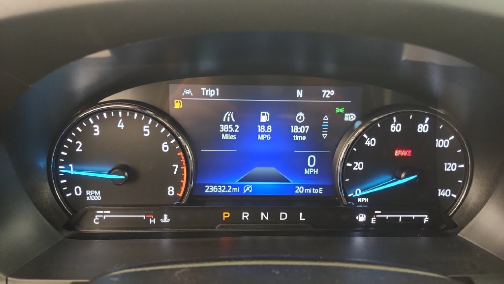 Used 2023 Ford Explorer XLT AWD/4WD image 11